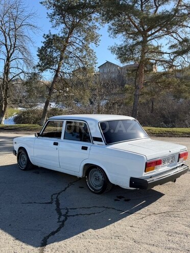 LADA (VAZ) 2107 2009, 140,000 km - 1.7 l - Quba