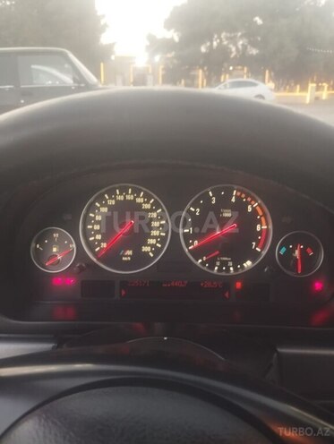 BMW 540 2000, 233,335 km - 4.4 l - Bakı