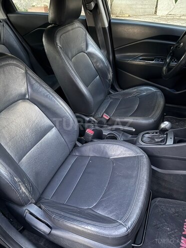 Kia Rio-15