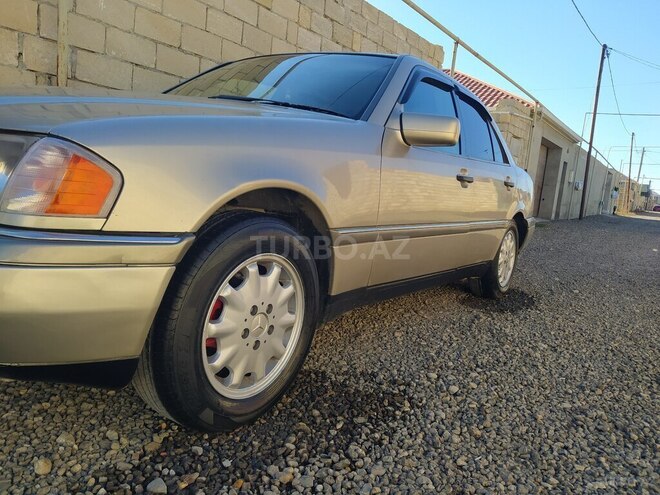 Mercedes C 220 1996, 358,000 km - 2.2 л - Bakı