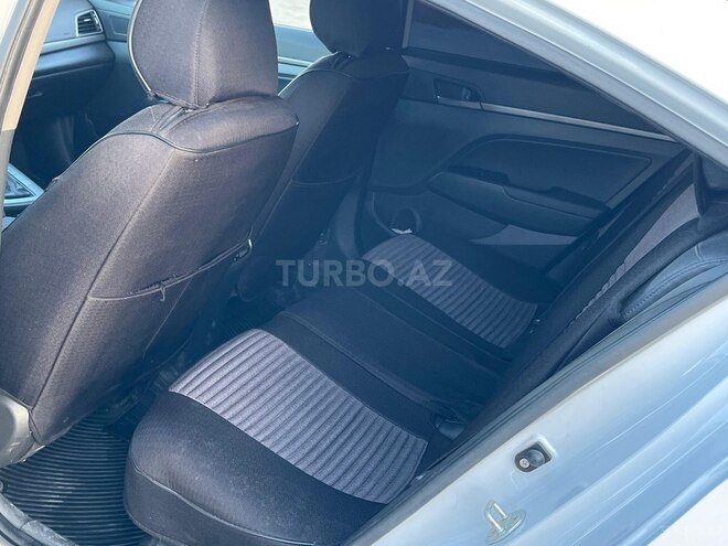 Hyundai Elantra 2016, 176,000 km - 1.6 l - Bakı