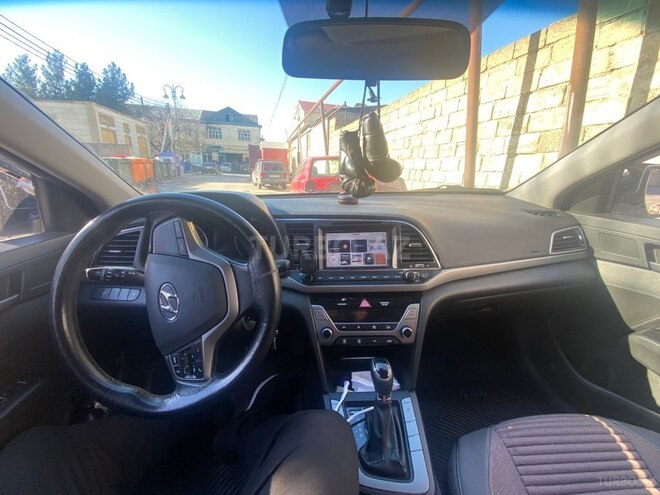 Hyundai Elantra 2016, 176,000 km - 1.6 l - Bakı