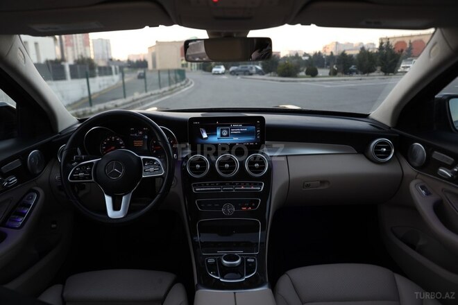Mercedes C 300-7