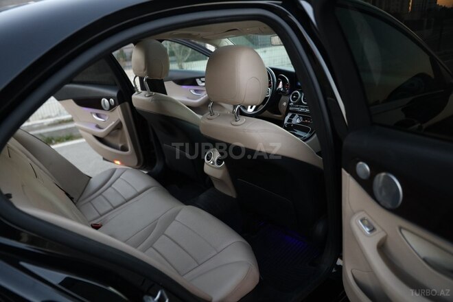 Mercedes C 300-19