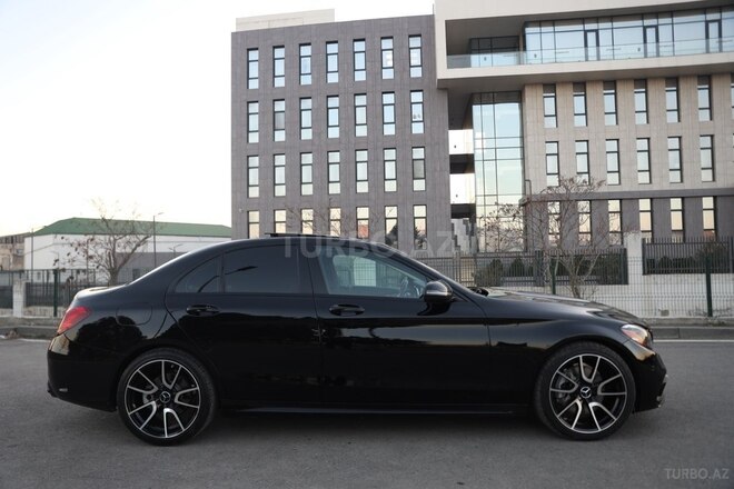 Mercedes C 300-11
