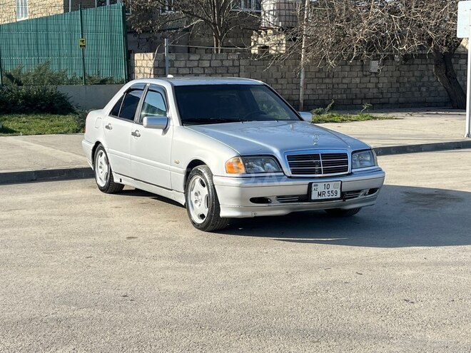 Mercedes C 200 1995, 241,213 km - 2.0 л - Xudat