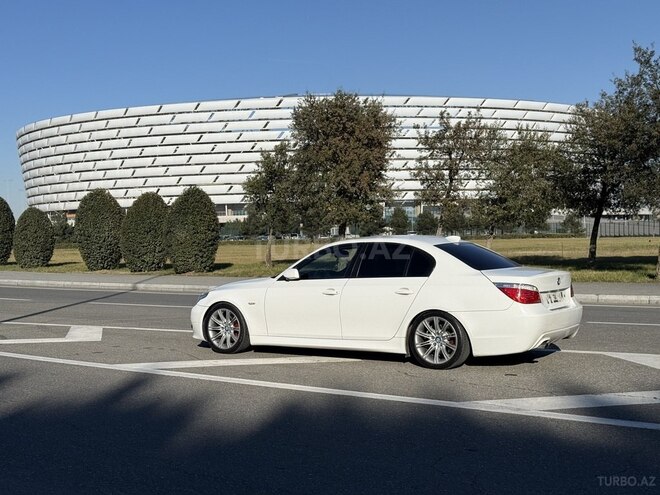 BMW 525 2007, 200,000 km - 2.5 l - Bakı