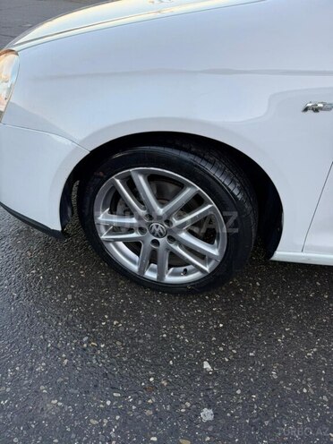 Volkswagen Jetta 2009, 276,000 km - 1.4 л - Bakı