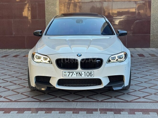 BMW M5 2013, 69,000 km - 4.4 l - Bakı