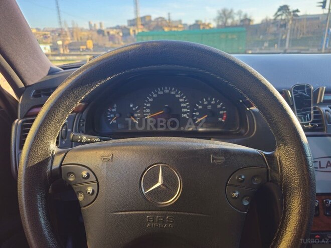 Mercedes E 240 1999, 441,154 km - 2.4 l - Bakı
