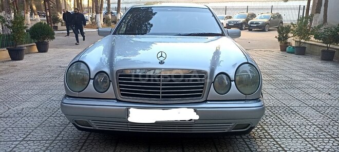Mercedes E 240 1998, 352,323 km - 2.4 l - Xırdalan
