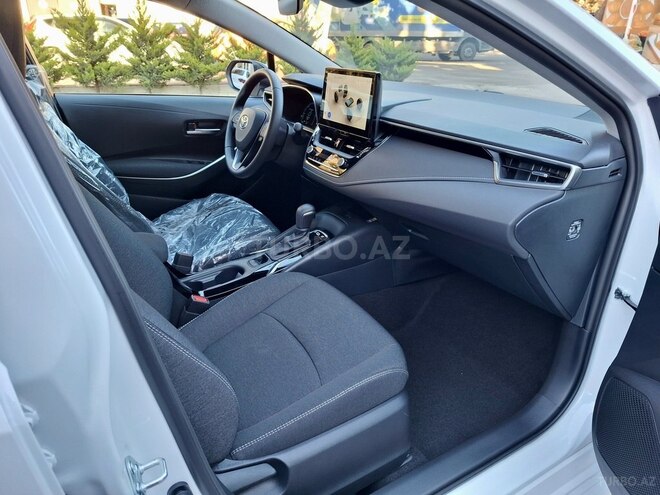 Toyota Corolla-16