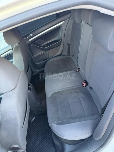Volkswagen Jetta 2009, 276,000 km - 1.4 л - Bakı