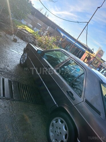 Mercedes 190 1991, 92,025 km - 1.8 l - Masallı
