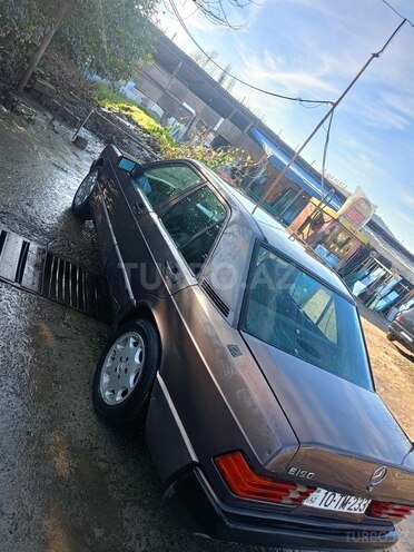 Mercedes 190 1991, 92,025 km - 1.8 l - Masallı