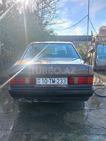 Mercedes 190 1991, 92,025 km - 1.8 l - Masallı