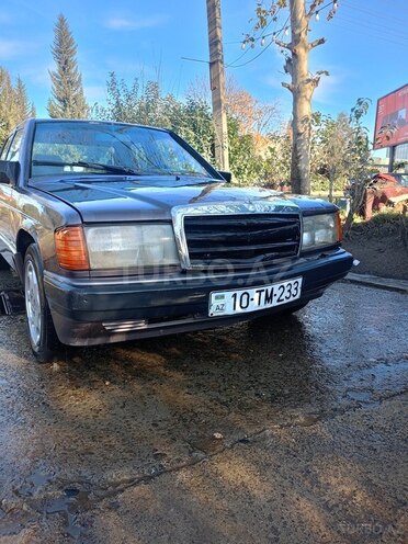 Mercedes 190 1991, 92,025 km - 1.8 l - Masallı