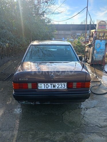 Mercedes 190 1991, 92,025 km - 1.8 l - Masallı
