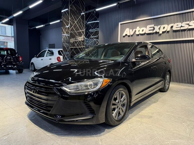 Hyundai Elantra-4