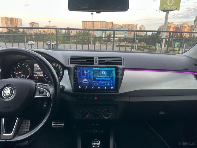 Skoda Fabia 2015, 192,500 km - 1.2 l - Bakı