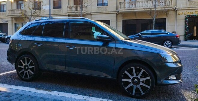 Skoda Fabia 2015, 192,500 km - 1.2 l - Bakı