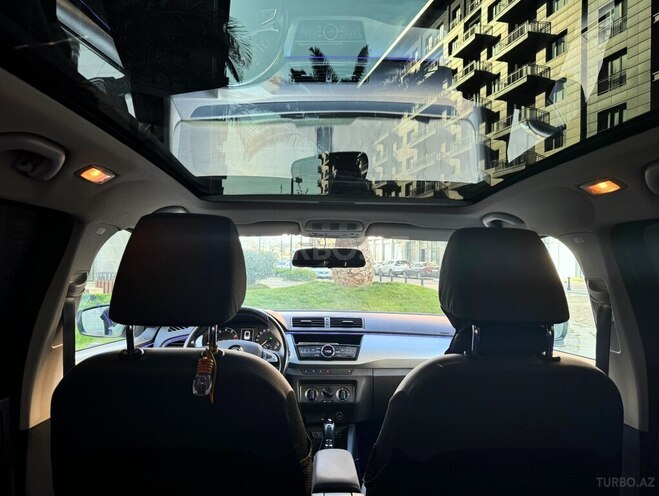 Skoda Fabia 2015, 192,500 km - 1.2 l - Bakı