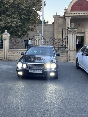 Mercedes E 240 2000, 280,800 km - 2.4 л - Yevlax