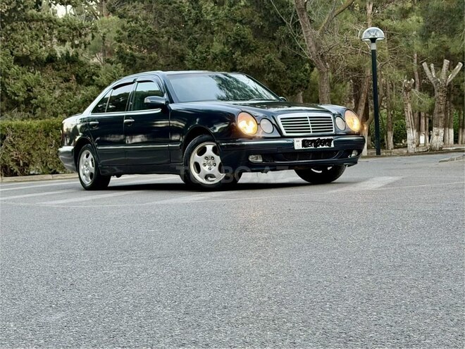 Mercedes E 220 1998, 258,000 km - 2.2 l - Bakı