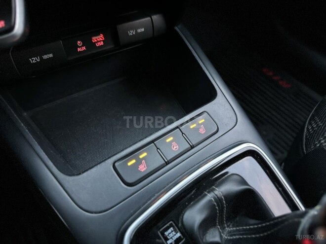 Kia Rio 2018, 128,000 km - 1.6 l - Bakı