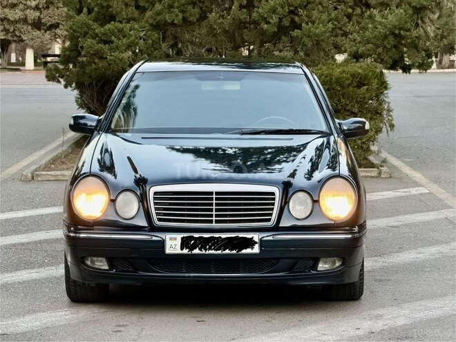 Mercedes E 220 1998, 258,000 km - 2.2 l - Bakı