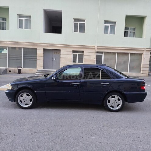 Mercedes C 200 1995, 289,000 km - 2.0 l - Bakı