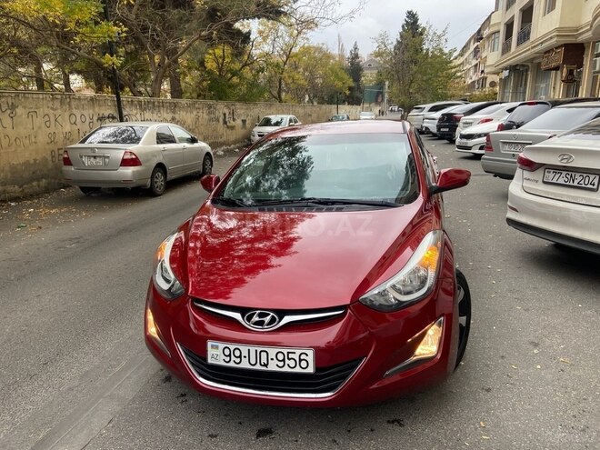 Hyundai Elantra-1