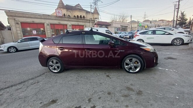 Toyota Prius 2013, 255,000 km - 1.8 l - Bakı