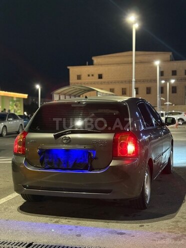 Toyota Corolla 2004, 260,725 km - 1.4 l - Sumqayıt