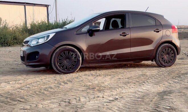 Kia Rio 2011, 285,000 km - 1.1 l - Bakı