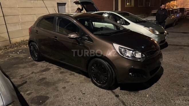 Kia Rio 2011, 285,000 km - 1.1 l - Bakı