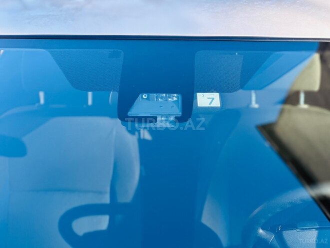Toyota Aqua-15