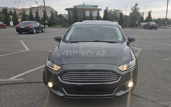 Ford Fusion (North America) 2015, 239,792 km - 2.0 l - Sumqayıt