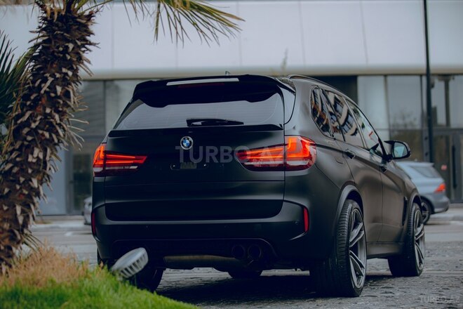 BMW X5 2018, 143,800 km - 3.0 l - Bakı