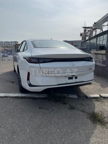 Changan Qiyuan A05 2025, 5 km - 1.5 l - Bakı