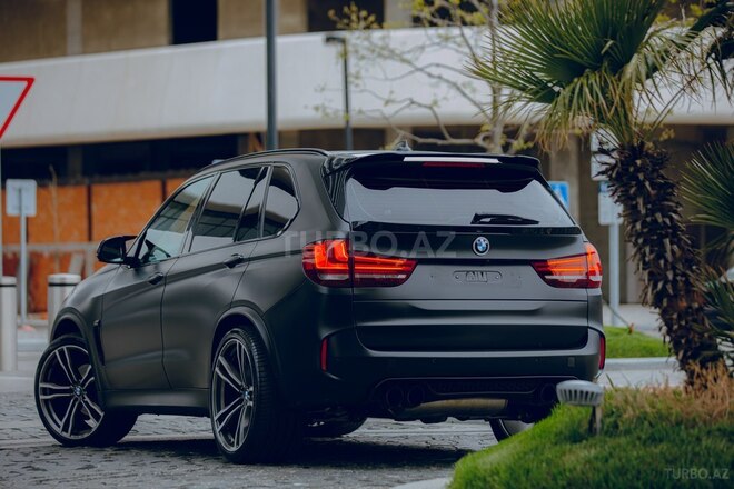 BMW X5 2018, 143,800 km - 3.0 l - Bakı