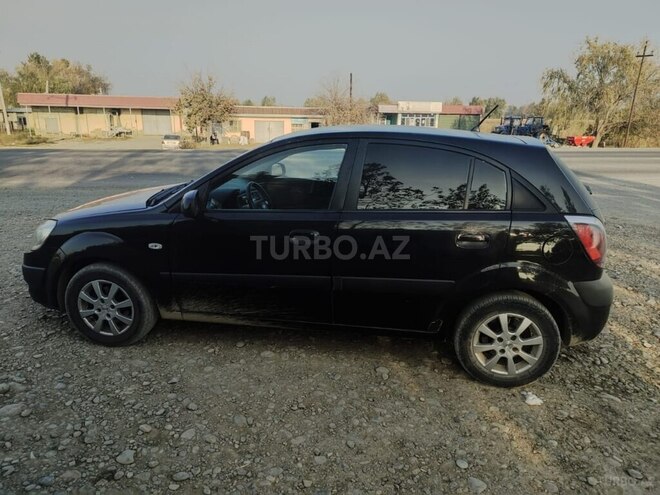 Kia Rio 2007, 320,000 km - 1.4 l - Mingəçevir