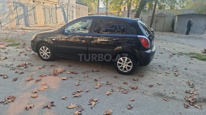 Kia Rio 2007, 320,000 km - 1.4 l - Mingəçevir