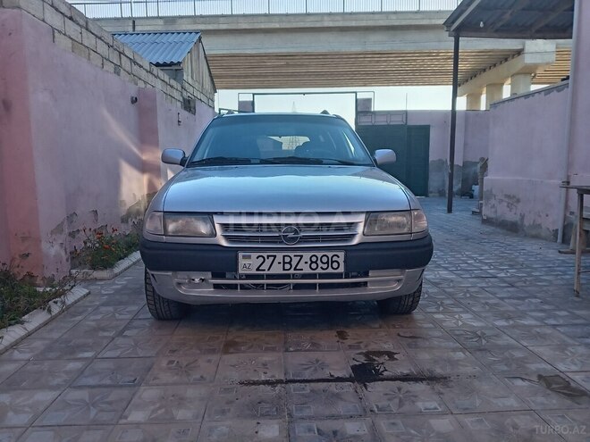 Opel Astra 1997, 300,000 km - 1.6 l - Sumqayıt
