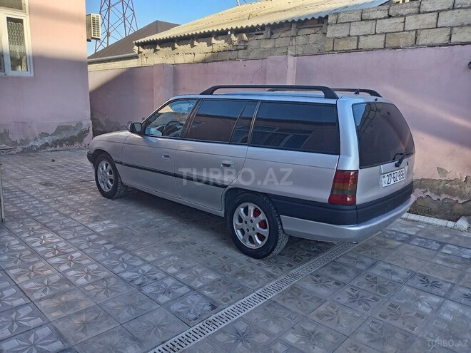 Opel Astra 1997, 300,000 km - 1.6 l - Sumqayıt