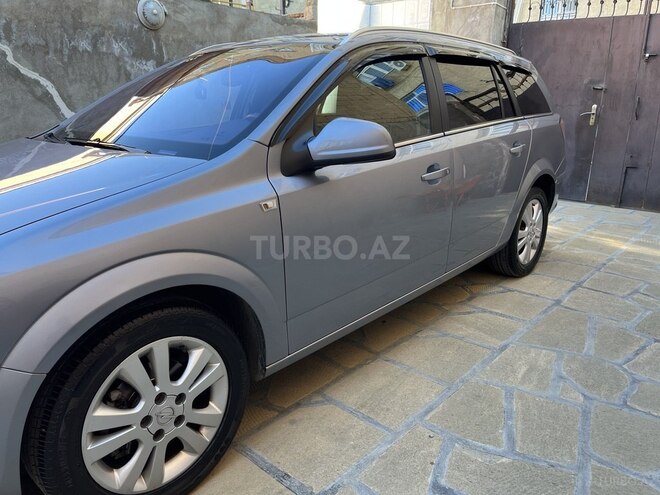 Opel Astra 2010, 190,000 km - 1.8 l - Bakı