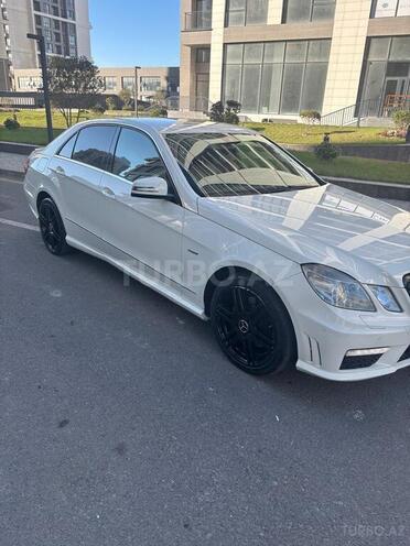 Mercedes E 250 2010, 232,800 km - 1.8 l - Bakı