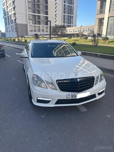 Mercedes E 250 2010, 232,800 km - 1.8 l - Bakı