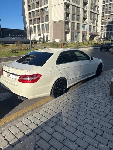 Mercedes E 250 2010, 232,800 km - 1.8 l - Bakı