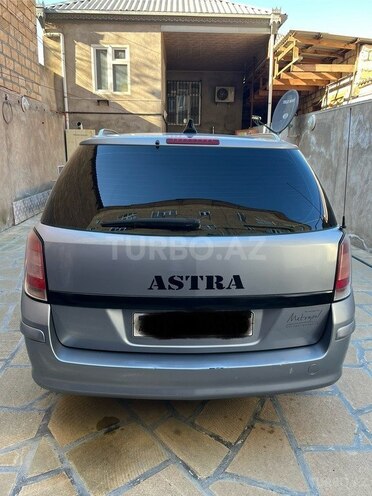 Opel Astra 2010, 190,000 km - 1.8 l - Bakı